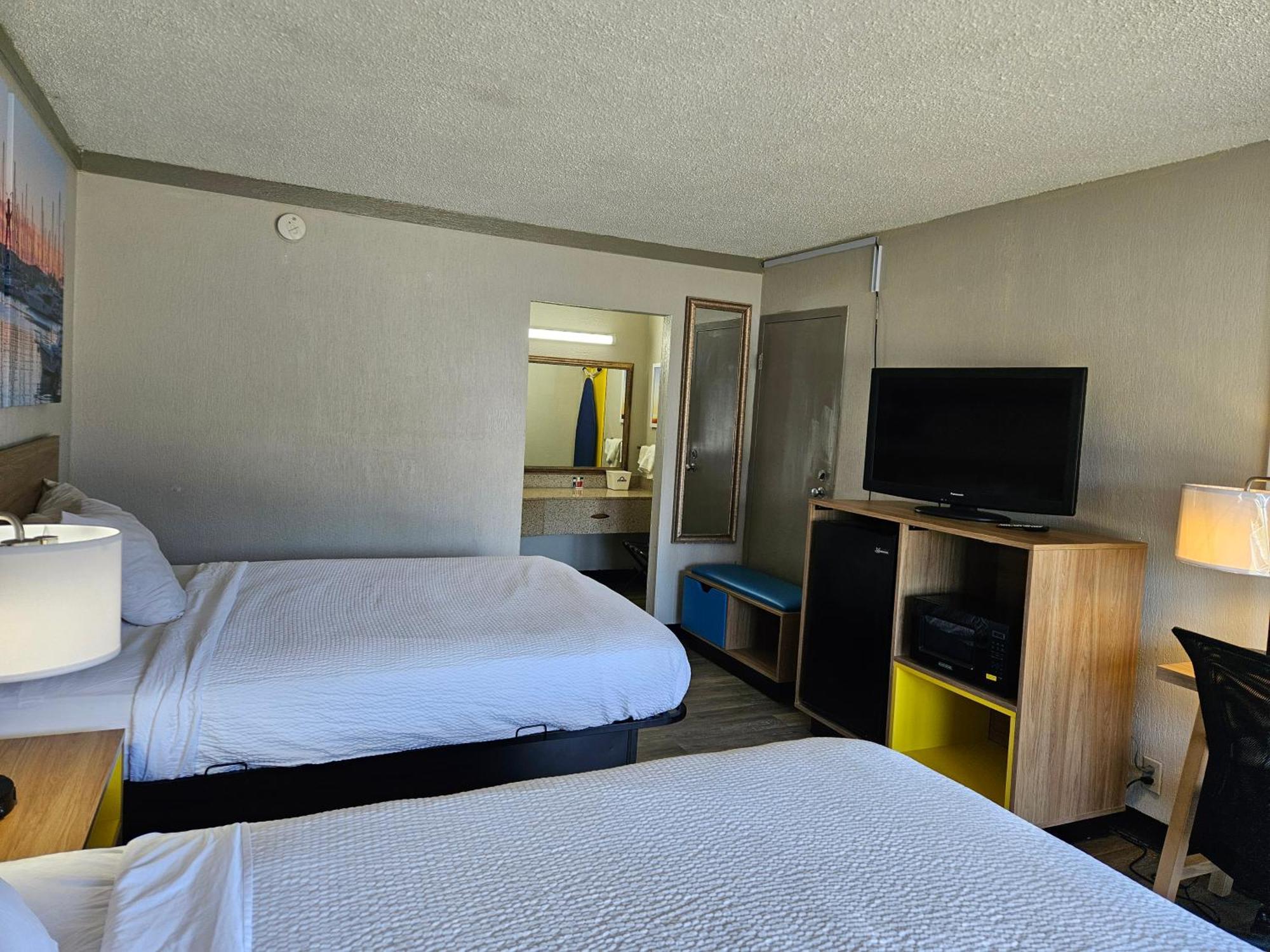 Days Inn By Wyndham Washington Eksteriør bilde