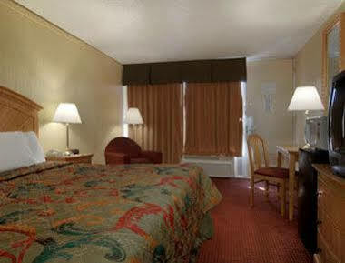 Days Inn By Wyndham Washington Eksteriør bilde